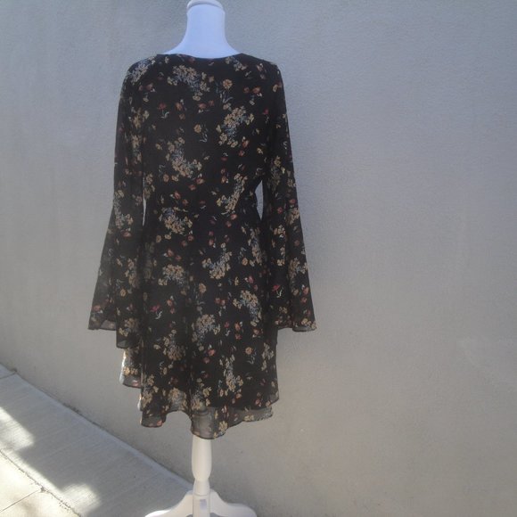 Free People Dress “Lilou” Black Floral Flirty Bohemian Boho Dress Size Large - Picture 5 of 8